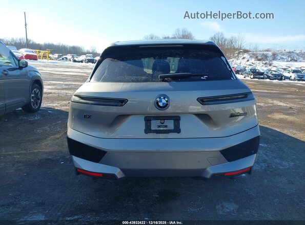 WB533CF03RCP66728 2024 BMW IX Gray 