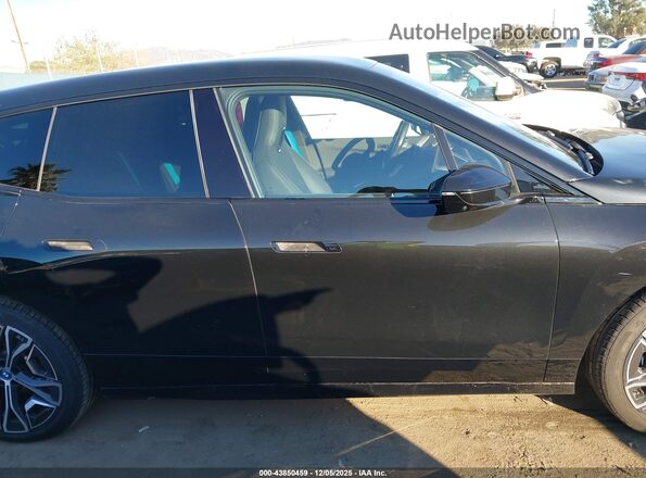 WB533CF0XPCM75947 2023 BMW IX Black 360 interior view