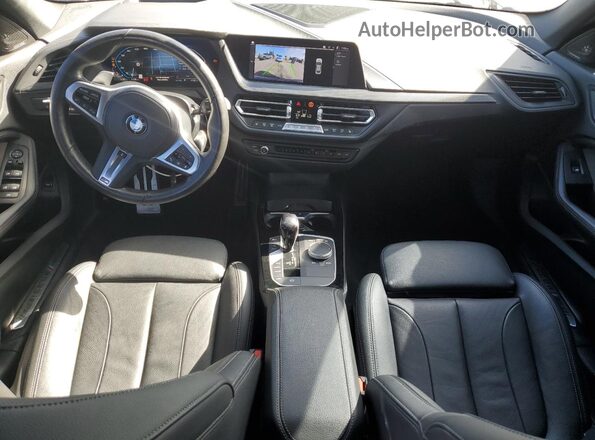 WBA13AL05P7N02465 2023 BMW M2 Gray Vista del salpicadero