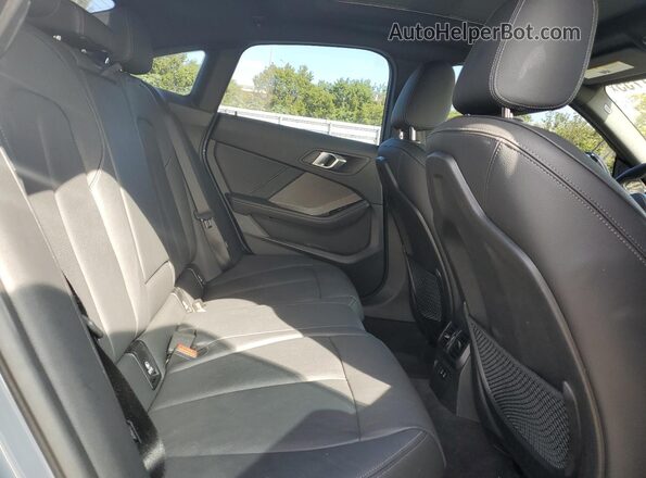 WBA13AL05P7N02465 2023 BMW M2 Gray Vista de los asientos traseros