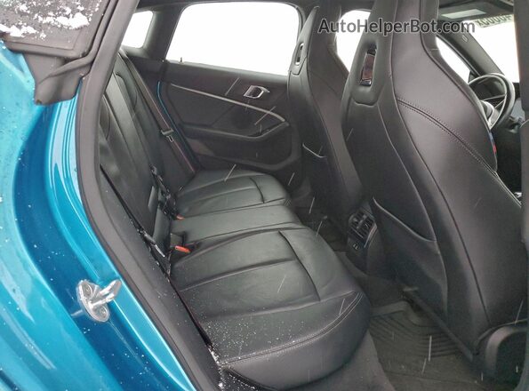 WBA13AL08M7H63944 2021 BMW M2 Teal Widok tylnych siedzeń