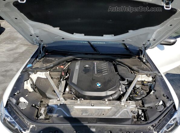 WBA13AR06MCF72263 2021 BMW M4 Белый Вид задней части салона