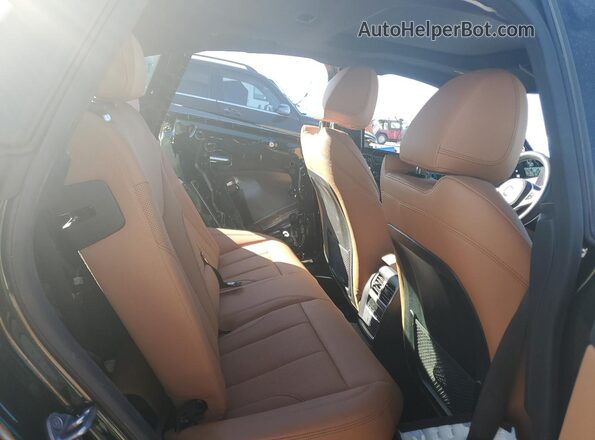 WBA13AW09RFT28789 2024 BMW M4 Зеленый Вид задних сидений