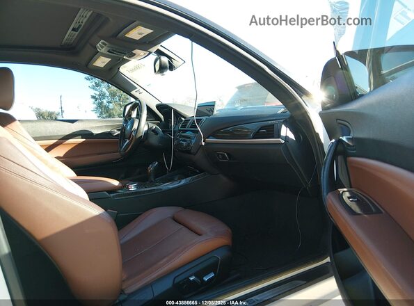 WBA1J7C56GV360336 2016 BMW M2 Белый Вид салона спереди