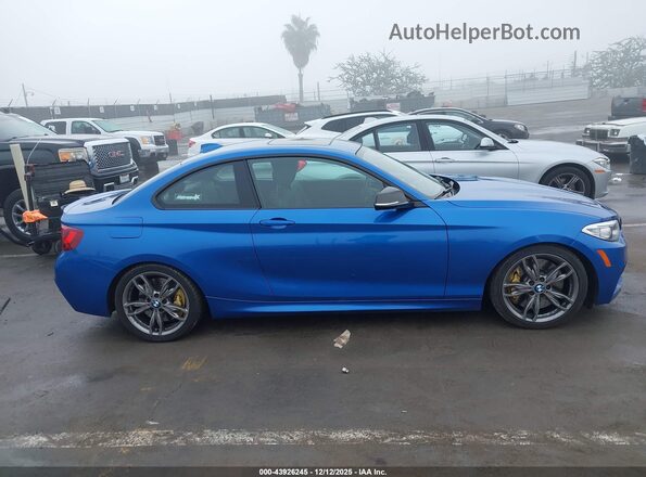 WBA2G1C58HV638834 2017 BMW M2 Blue Widok wnętrza z tyłu