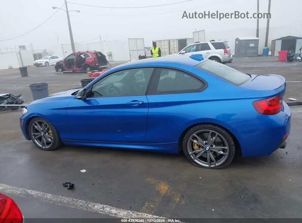 WBA2G1C58HV638834 2017 BMW M2 Blue Widok wnętrza 360 stopni