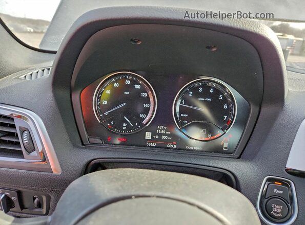WBA2J7C55JVB28552 2018 BMW M2 Серый Вид щитка приборов