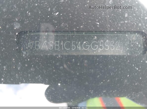 WBA5B1C54GG553214 2016 BMW 5 SERIES White Vista del compartimento del motor