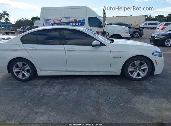 WBA5B1C54GG553214 2016 BMW 5 SERIES White Vista interior trasera