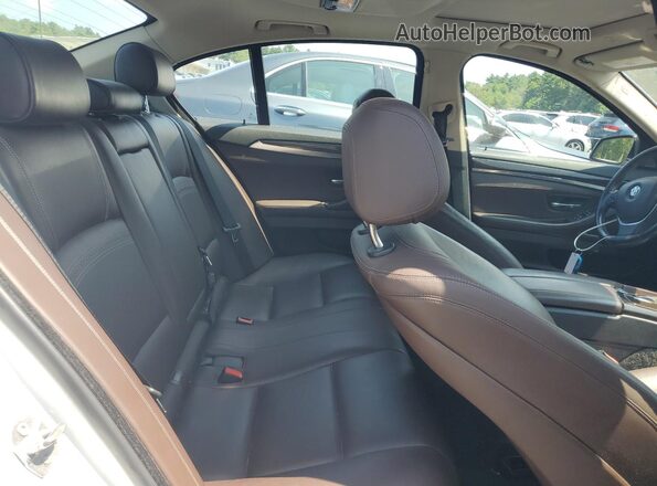 WBA5B3C50GG256422 2016 BMW 5 SERIES Белый Вид задних сидений