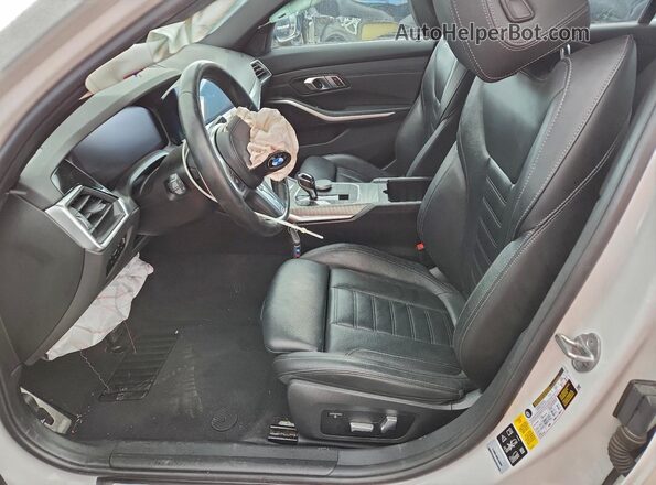 WBA5U9C00MFL53767 2021 BMW M3 White Vista interior delantera