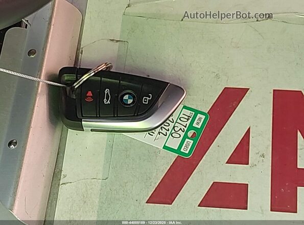 WBA63AV05NFM68694 2022 BMW OTHER White Widok deski rozdzielczej