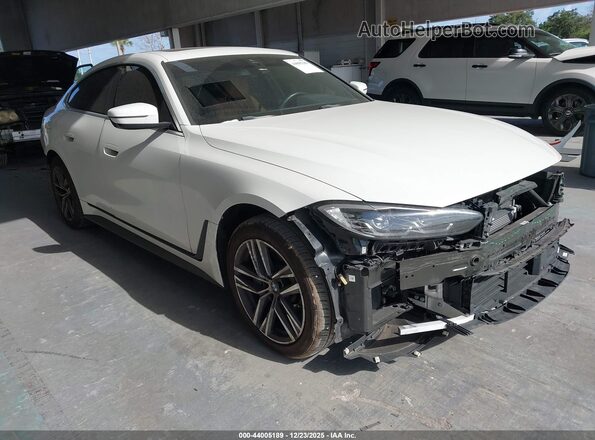 WBA63AV05NFM68694 2022 BMW OTHER White Przód prawy