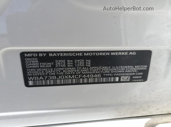 WBA73BJ0XMCF44946 2021 BMW 5 SERIES Белый Вид подкапотного пространства