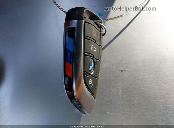 WBA73DA0XTCV08519 2026 BMW M4 White Vista del salpicadero