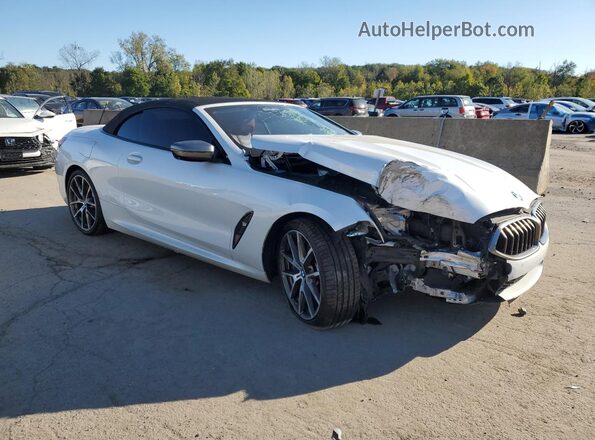 WBAFY4C55KBX39015 2019 BMW M8 Белый Передняя правая четверть