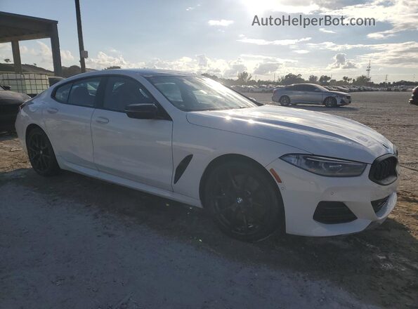 WBAGV8C00PCL59929 2023 BMW M8 White Przód prawy