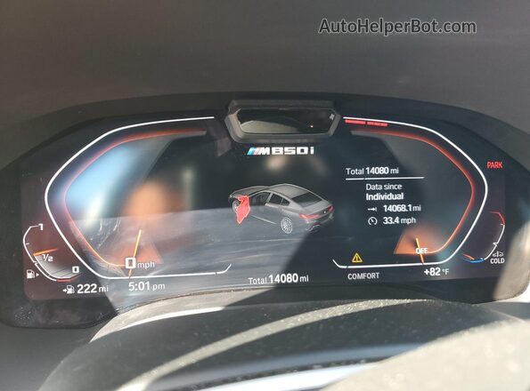 WBAGV8C00PCL59929 2023 BMW M8 White Widok zestawu wskaźników