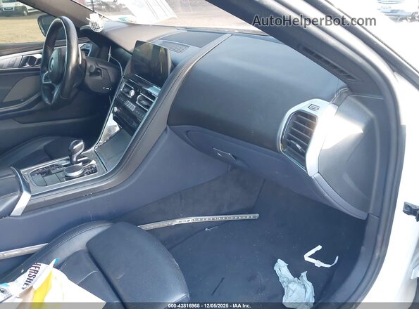 WBAGV8C02LCE29007 2020 BMW OTHER White Vista interior delantera