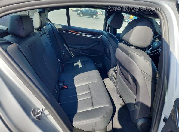 WBAJA5C53KBX46873 2019 BMW 5 SERIES Серебряный Вид задних сидений