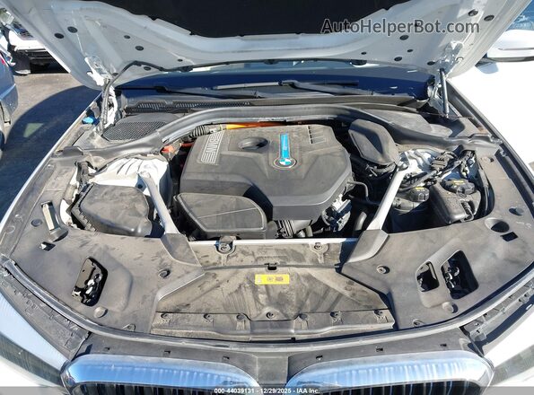 WBAJA9C58KB388709 2019 BMW 5 SERIES Белый Вид сзади