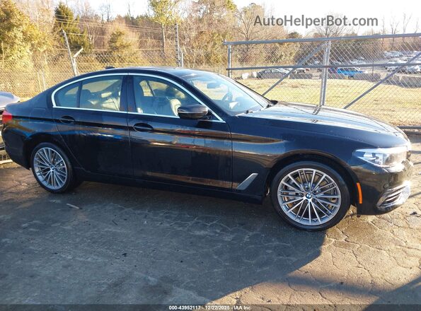 WBAJR3C00LWW81976 2020 BMW 5 SERIES Черный Вид задней части салона