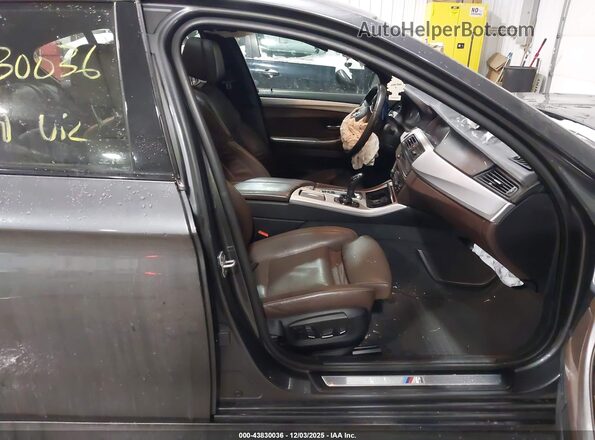 WBAKP9C58GD980609 2016 BMW 5 SERIES Gray Вид салону спереду