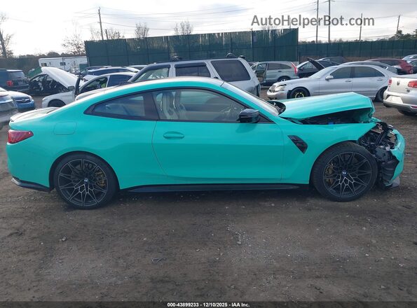 WBS33HK06SCS09205 2025 BMW M4 Зеленый Вид задней части салона