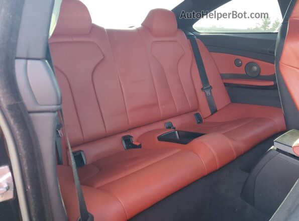 WBS3R9C32HA014042 2017 BMW M4 Black Vista de los asientos traseros