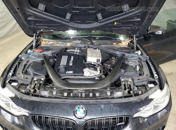 WBS3R9C3XHA014032 2017 BMW M4 Black Widok wnętrza z tyłu