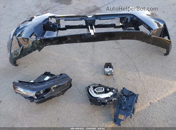 WBS83FK06TCW13620 2026 BMW M5 Black ხელსაწყოთა პანელის ხედი