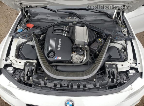 WBS8M9C56J5L01047 2018 BMW M3 Белый Вид задней части салона