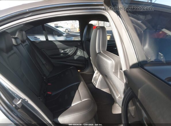 WBS8M9C58J5J79159 2018 BMW M3 Серый Вид наклейки с VIN-кодом