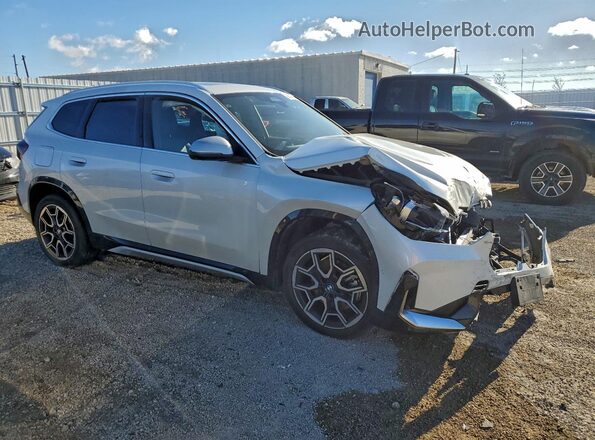 WBX73EF05P5X59222 2023 BMW X1 White Delantero derecho