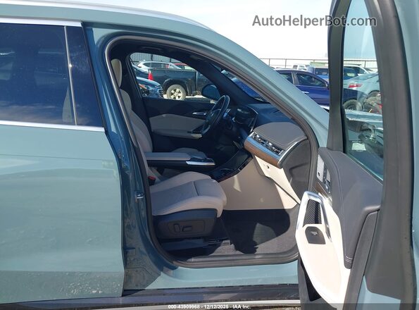 WBX73EF05R5Z70505 2024 BMW X1 Бирюзовый Вид салона спереди