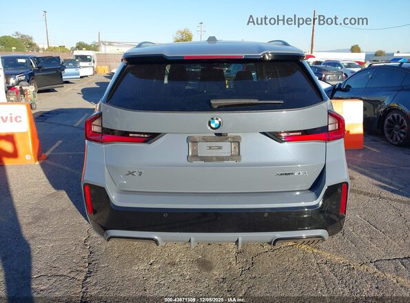 WBX73EF06P5X19196 2023 BMW X1 Серый 