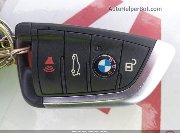 WBXHT3C51K5L37918 2019 BMW X1 Черный Вид панели приборов