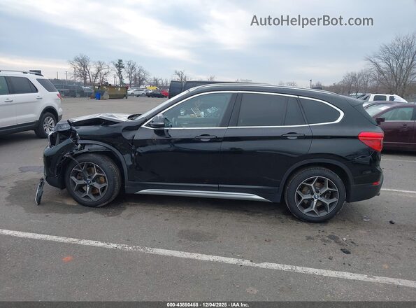 WBXHT3C52K5L37748 2019 BMW X1 Черный Панорамный вид салона 360°