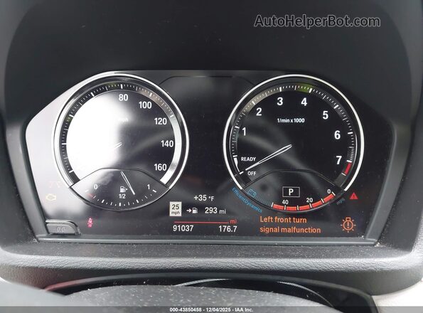 WBXHT3C52K5L37748 2019 BMW X1 Черный Вид задних сидений
