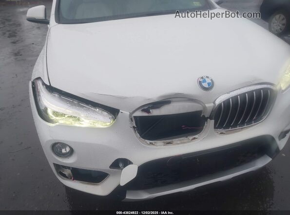WBXHT3Z38H4A53600 2017 BMW X1 Белый Вид спереди
