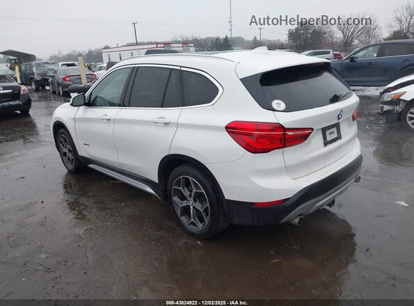 WBXHT3Z38H4A53600 2017 BMW X1 Белый Задняя левая четверть