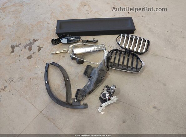 WBXJG9C01N5V23783 2022 BMW X1 Gray Widok zestawu wskaźników