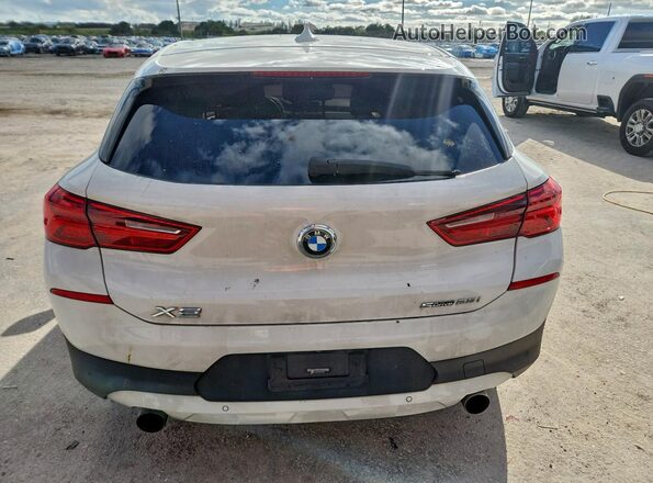WBXYJ3C52KEP77555 2019 BMW X2 White Widok z tyłu