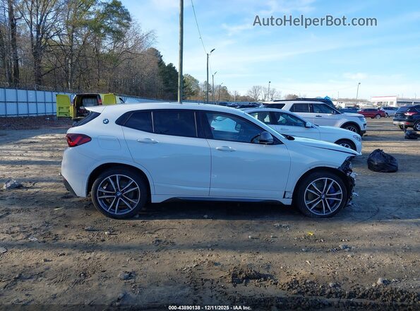 WBXYN1C04L5R56954 2020 BMW X2 Белый Панорамный вид салона 360°