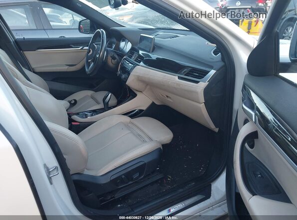 WBXYN1C0XM5S06346 2021 BMW X2 White Widok wnętrza z przodu