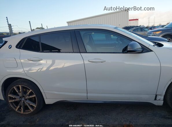 WBXYN1C0XM5S06346 2021 BMW X2 White Widok wnętrza 360 stopni