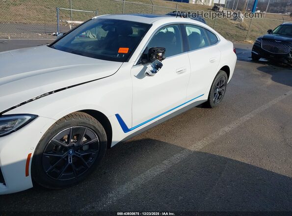 WBY43AW06RFR59594 2024 BMW I4 White 