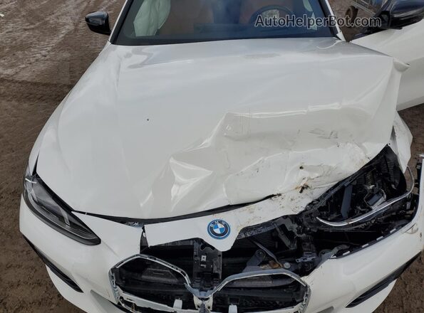 WBY43HD01SFU98726 2025 BMW I4 Белый Вид задней части салона