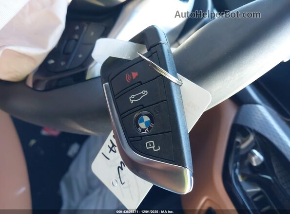 WBY43HD02SFU50314 2025 BMW I4 Серый Вид панели приборов