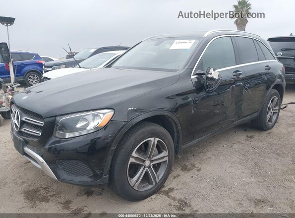 WDC0G4JB6HF186262 2017 MERCEDES-BENZ GLC 300 Черный Передняя левая четверть